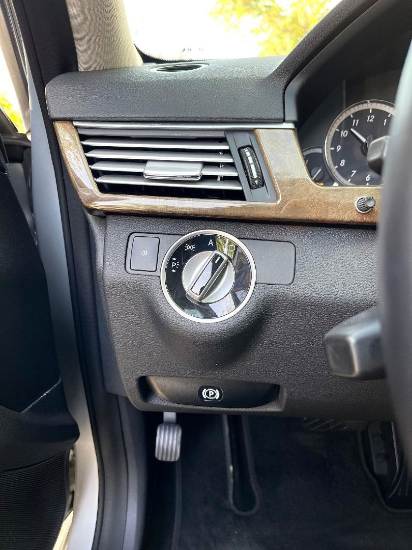 https://keyfinder-application.fra1.digitaloceanspaces.com/Uploads/LowResolutionPhotos/2026‏/05/thumb_8fcb2955-857c-4824-b559-2d463b46f632.jpg