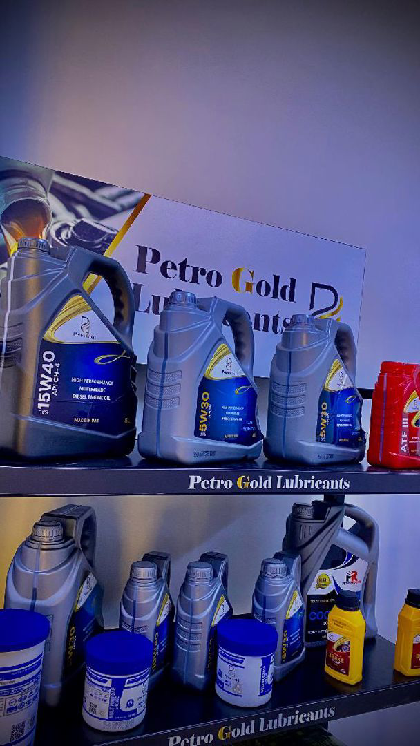 🌟🚗 اكتشف الأداء المتميز مع PetroGold و Force land!  

المقدمات من شركة | Piety Zone |

هل تبحث عن زيت سيارات يضمن لك أداءً فائقاً وحماية مثالية لمحرك سيارتك؟ زيت "PetroGold"  هو الخيار الأمثل! بفضل تركيبه المتقدم، يضمن لك تقليل الاحتكاك وزيادة كفاءة الوقود.

ولا تنسَ العجلات! مع إطارات Forceland، ستحصل على ثبات وأمان على الطرقات مهما كانت الظروف. تصميمها الفريد يوفر لك قيادة سلسة وتجربة لا تُنسى.

اجعل كل رحلة لك مميزة مع Petro Gold 
          🛣️✨ #Petro_Gold
    #force_land #أداء_متميز